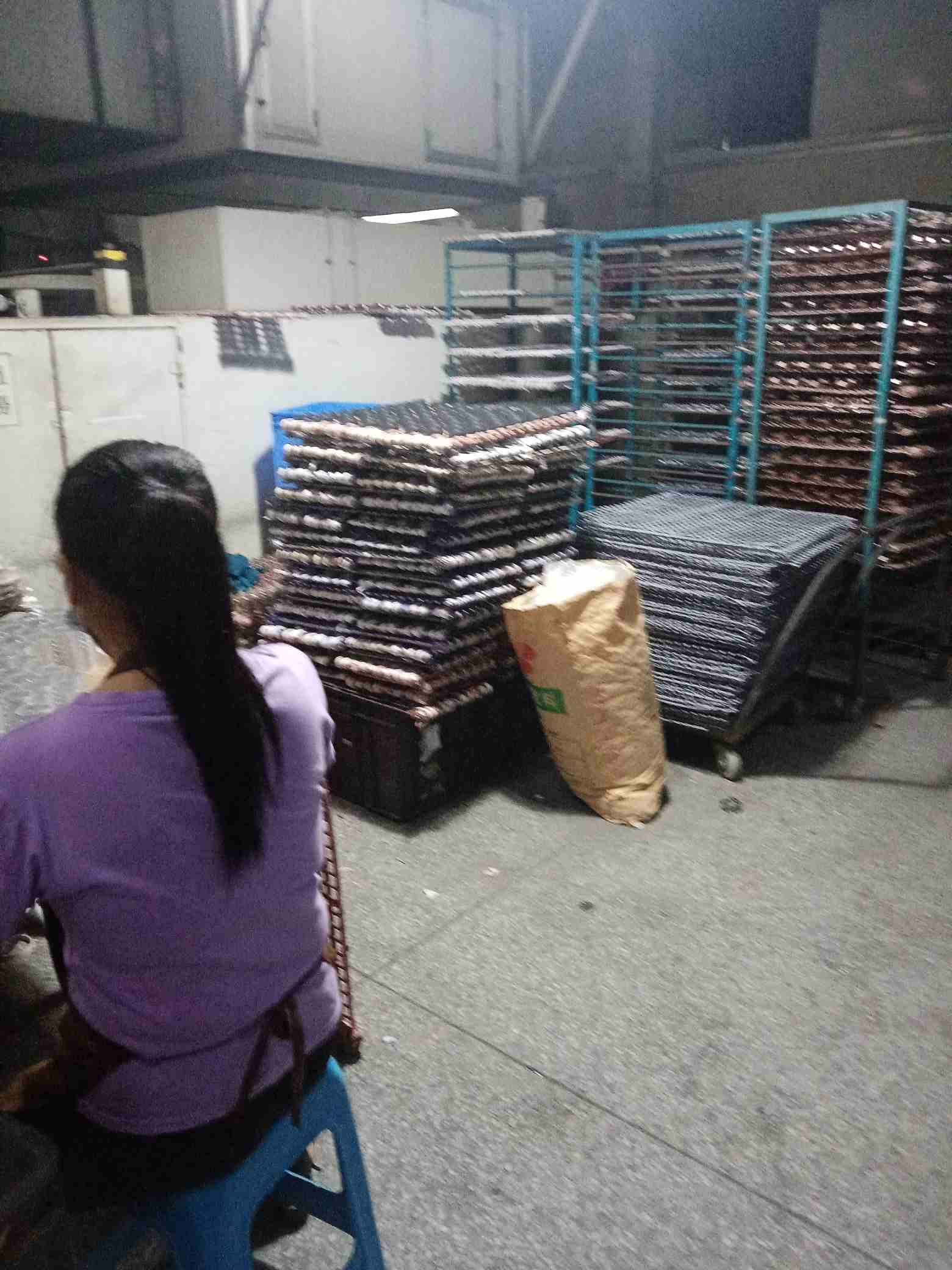 深圳宝安区4月28号纸箱厂大量上人石岩大龄工大量