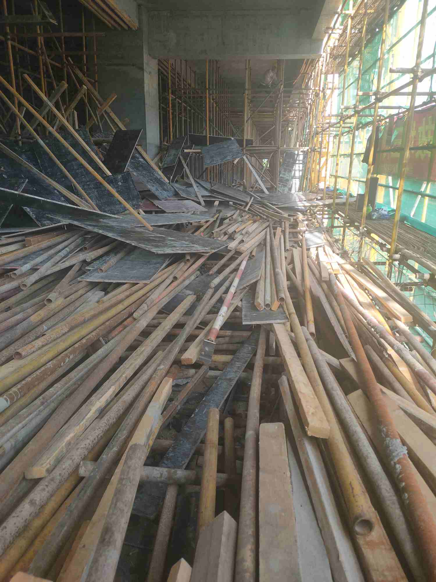 甘肃兰州要清材料小工数名木工