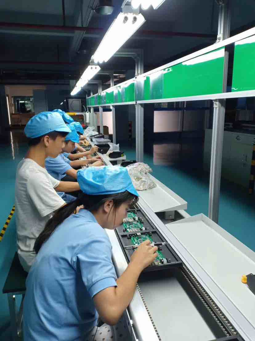 深圳石岩电子厂 主要生产手工组装,包装等简单辅助性墓工作.