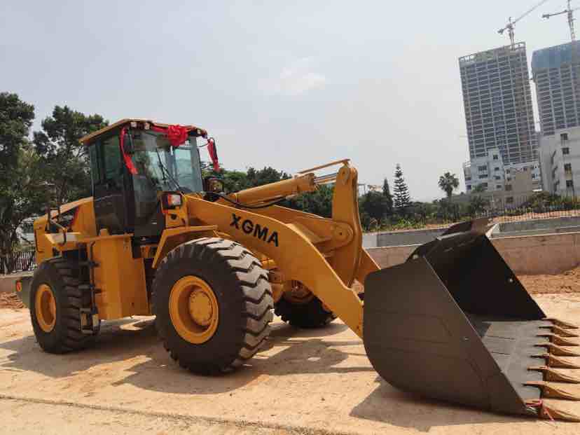 广东揭阳揭阳市石化工地招铲车司机