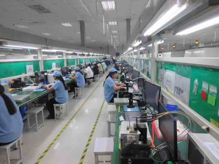 浙江杭州电子厂生产手机和智能腕表