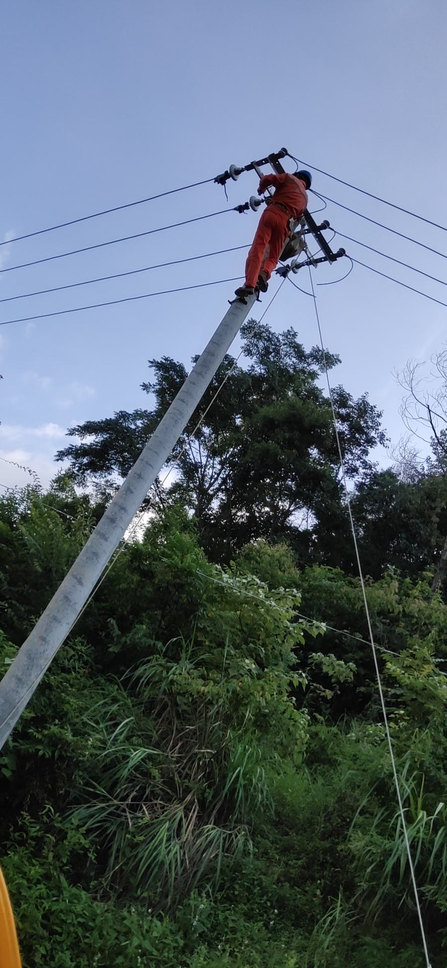 江西贛州招外線電工,小工.