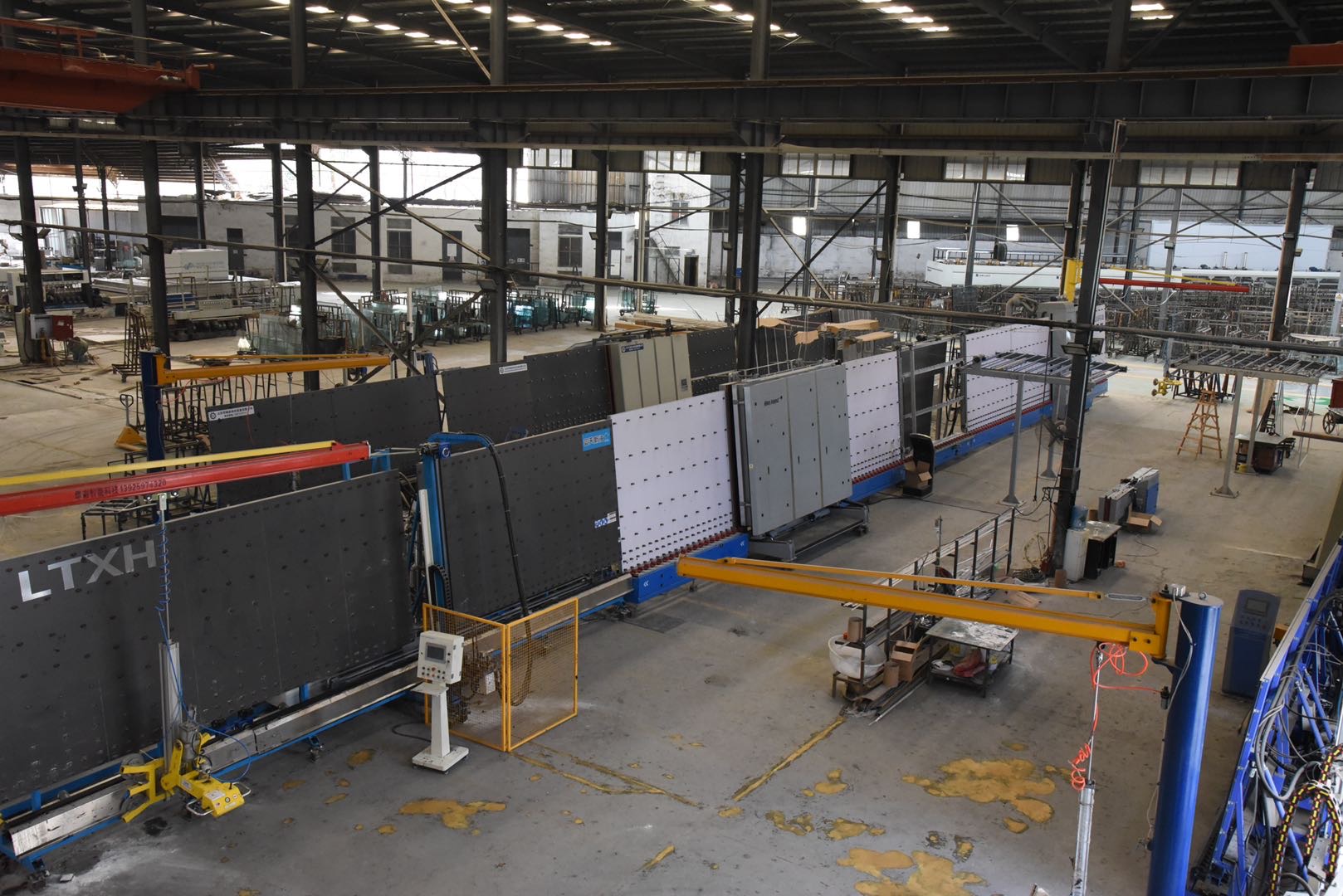 成都青白江区钢化玻璃厂普工4000-8000