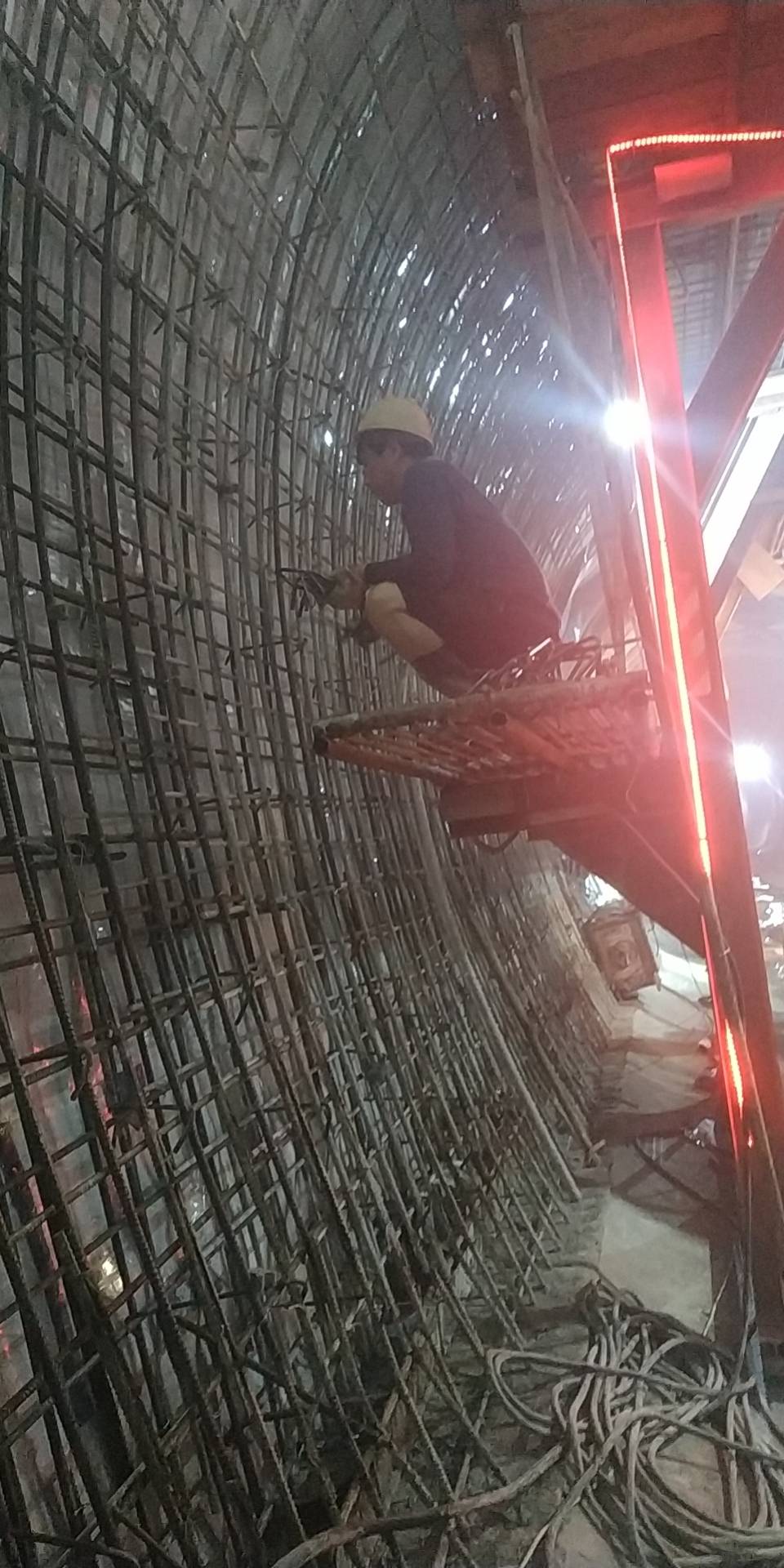 安阳滑县找隧道钢筋班组,工地在广西百色