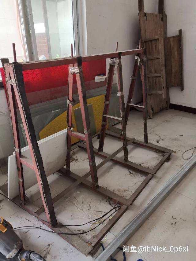 杭州萧山区找一个电焊师傅,焊一个车载玻璃架子,工时350.